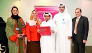 One of the participants of the “Young Bankers” programme with senior officials of Commercial Bank during the awards ceremony.