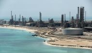 General view of Saudi Aramco's Ras Tanura oil refinery and oil terminal in Saudi Arabia May 21, 2018. Reuters/Ahmed Jadallah/File Photo