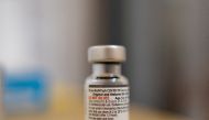 A vial of the Pfizer-BioNTech coronavirus disease (covid-19) booster vaccine targeting BA.4 and BA.5 Omicron sub variants is pictured at Skippack Pharmacy in Schwenksville, Pennsylvania, US, September 8, 2022. (REUTERS/Hannah Beier)