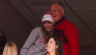 US singer Taylor Swift (L) and her father Scott Kingsley Swift (top R) cheer as they watch the Kansas City Chiefs play the New England Patriots at Gillette Stadium in Foxborough, Massachusetts, on December 17, 2023. Photo by Maddie Meyer / GETTY IMAGES NORTH AMERICA / AFP