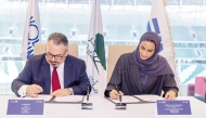 Vice Chairperson and CEO of Qatar Foundation H E Sheikha Hind bint Hamad Al Thani and President of the FIVB Volleyball Foundation Dr. Ary S Graça F during the MoU signing. 