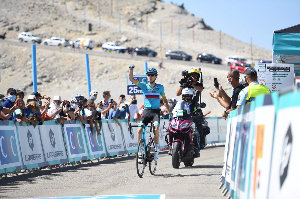 Russia's Aleksandr Vlasov of Team Astana celebrates after winning the Mont Ventoux Denivele Challenge on August 6, 2020, at the Mont Ventoux, southern France. Mont Ventoux Denivele Challenge is a 182 kms one day road cycling race from Vaison-La-Romaine to