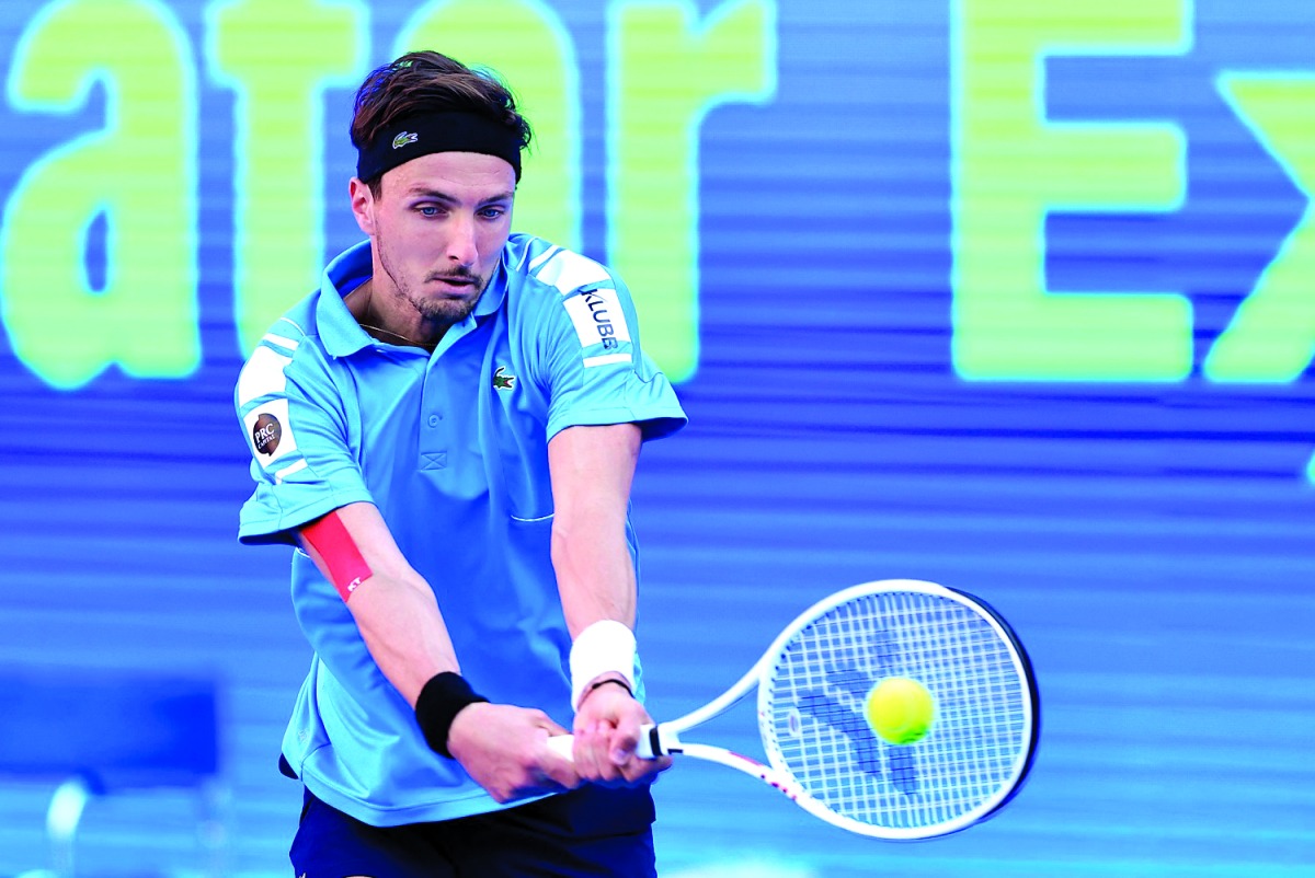 Arthur Rinderknech in action against  Denis Shapovalov.