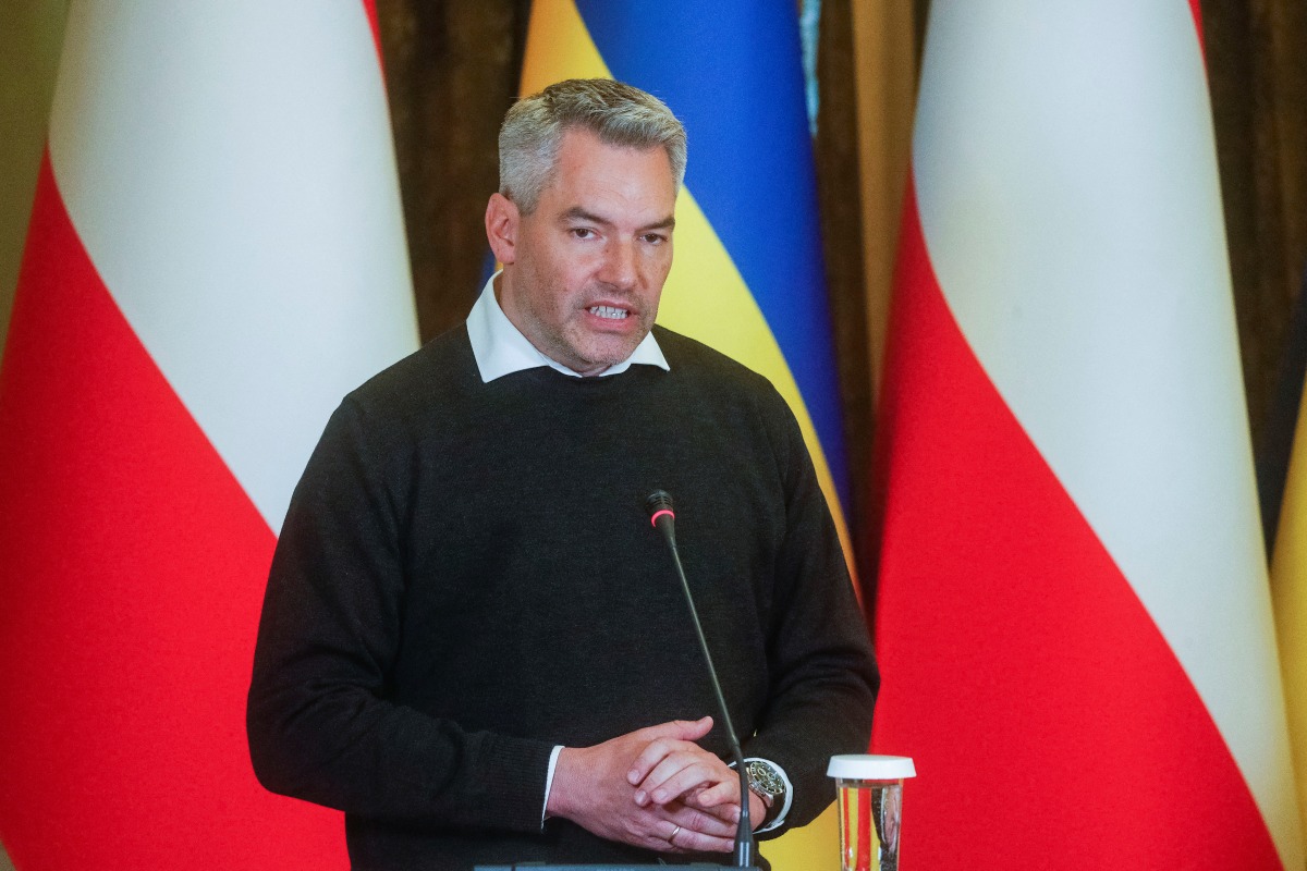 Austrian Chancellor Karl Nehammer attends a joint news conference with Ukrainian President Volodymyr Zelenskiy, as Russia’s attack on Ukraine continues, in Kyiv, Ukraine April 9, 2022. REUTERS/Valentyn Ogirenko
