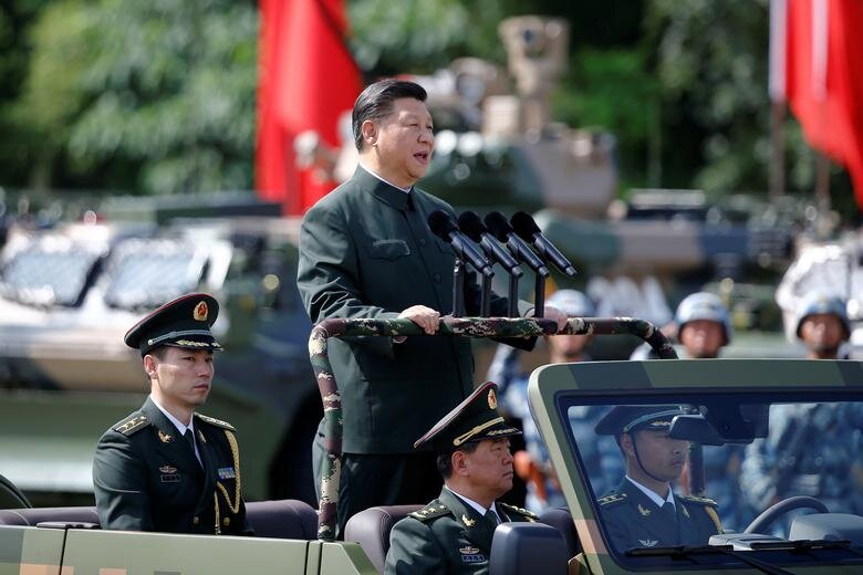 Chinese President Xi Jinping inspects troops at the People's Liberation Army (PLA) Hong Kong Garrison as part of events marking the 20th anniversary of the city's handover from British to Chinese rule, in Hong Kong, China June 30, 2017. REUTERS/Damir Sagolj