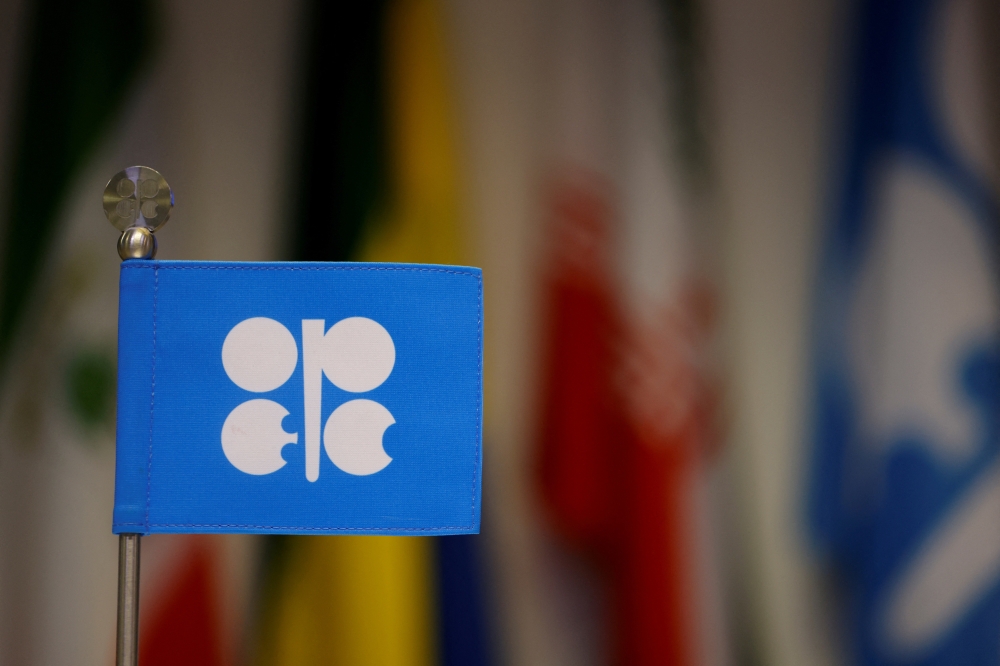 An Opec flag is seen on the day of Opec+ meeting in Vienna in Vienna, Austria, October 5, 2022. (REUTERS/Lisa Leutner)