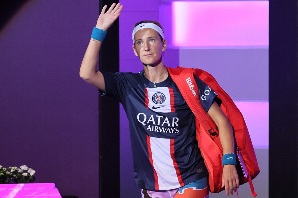 Victoria Azarenka of Russia arrives wearing a PSG jersey at the Khalifa International Tennis & Squash Complex, yesterday. AFP