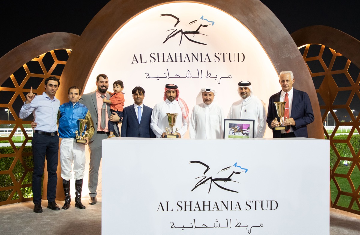 H H Sheikh Mohammed bin Khalifa Al Thani crowned the winners of the feature race at Al Rayyan Racecourse yesterday. PICS: Juhaim/QREC