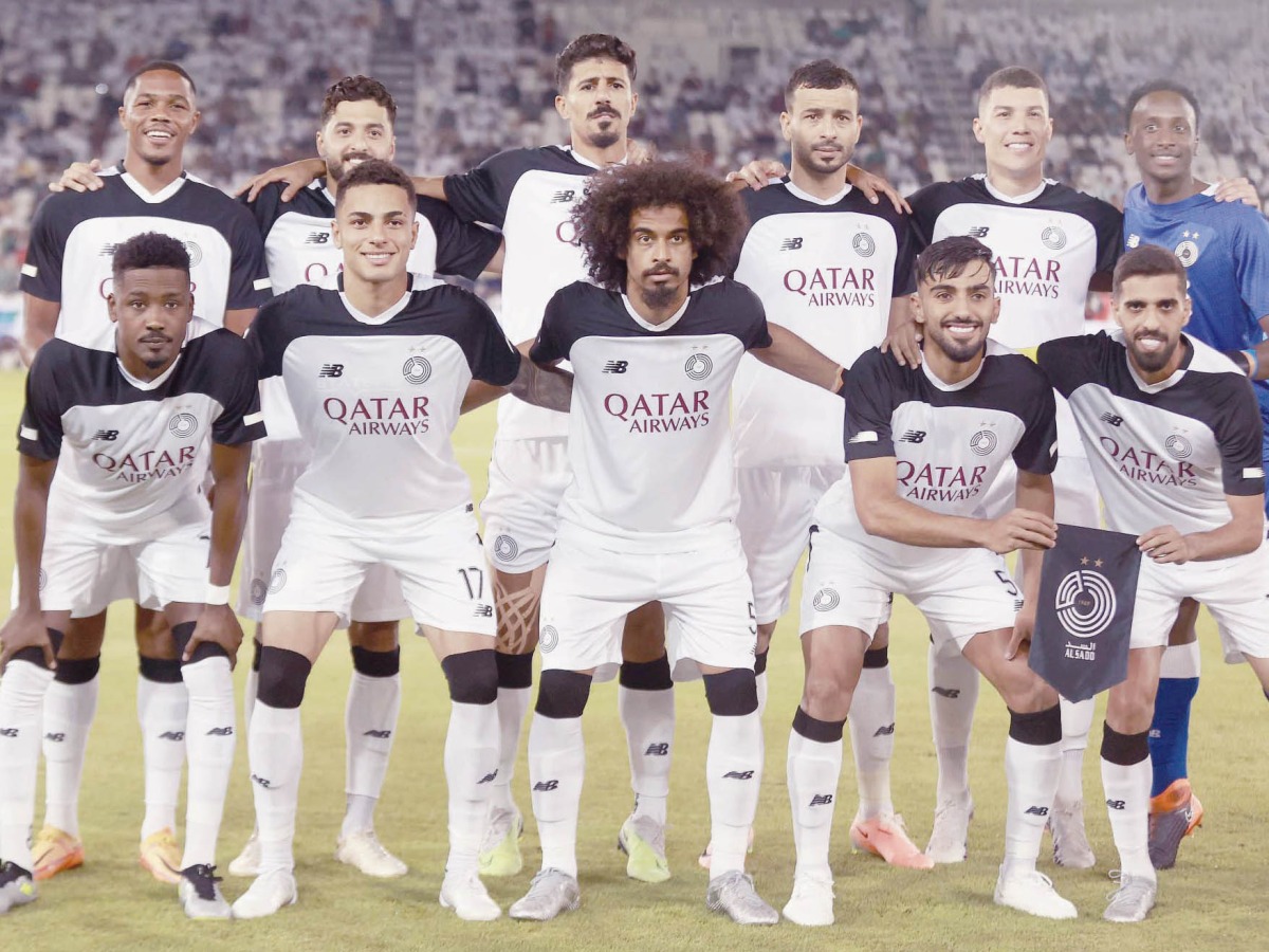 Al Sadd team members.