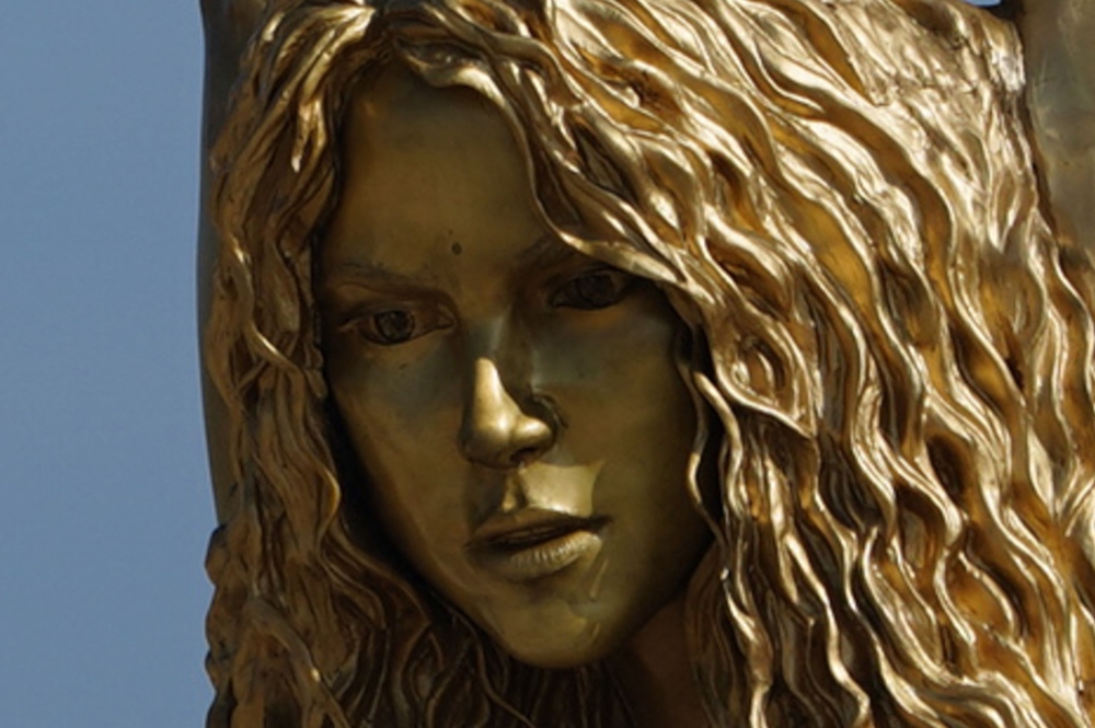 View of a statue of Colombian singer Shakira at the Malecon in Barranquilla, Colombia, on December 26, 2023. Photo by AFP