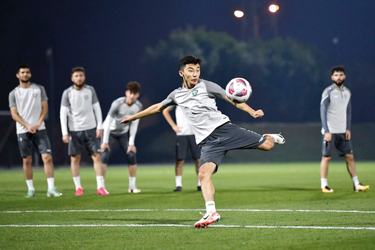 Uzbekistan players during a training session.