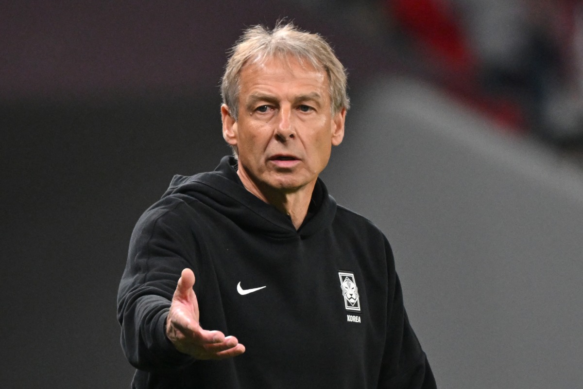 South Korea's German coach Jurgen Klinsmann gives instructions during the Qatar 2023 AFC Asian Cup semi-final football match between Jordan and South Korea at the Ahmad Bin Ali Stadium on February 6, 2024. Photo by HECTOR RETAMAL / AFP