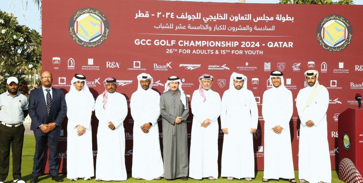 Team Qatar golfers and QGA officials pose for a group photo. 