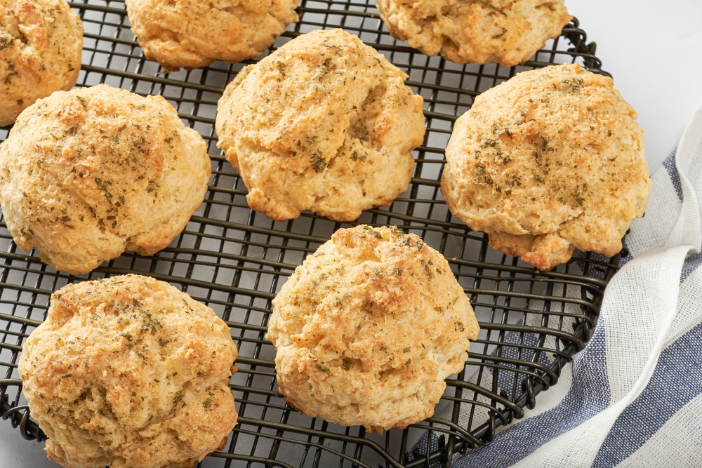 Red Lobster-Style Cheddar Biscuits. Rey Lopez for The Washington Post