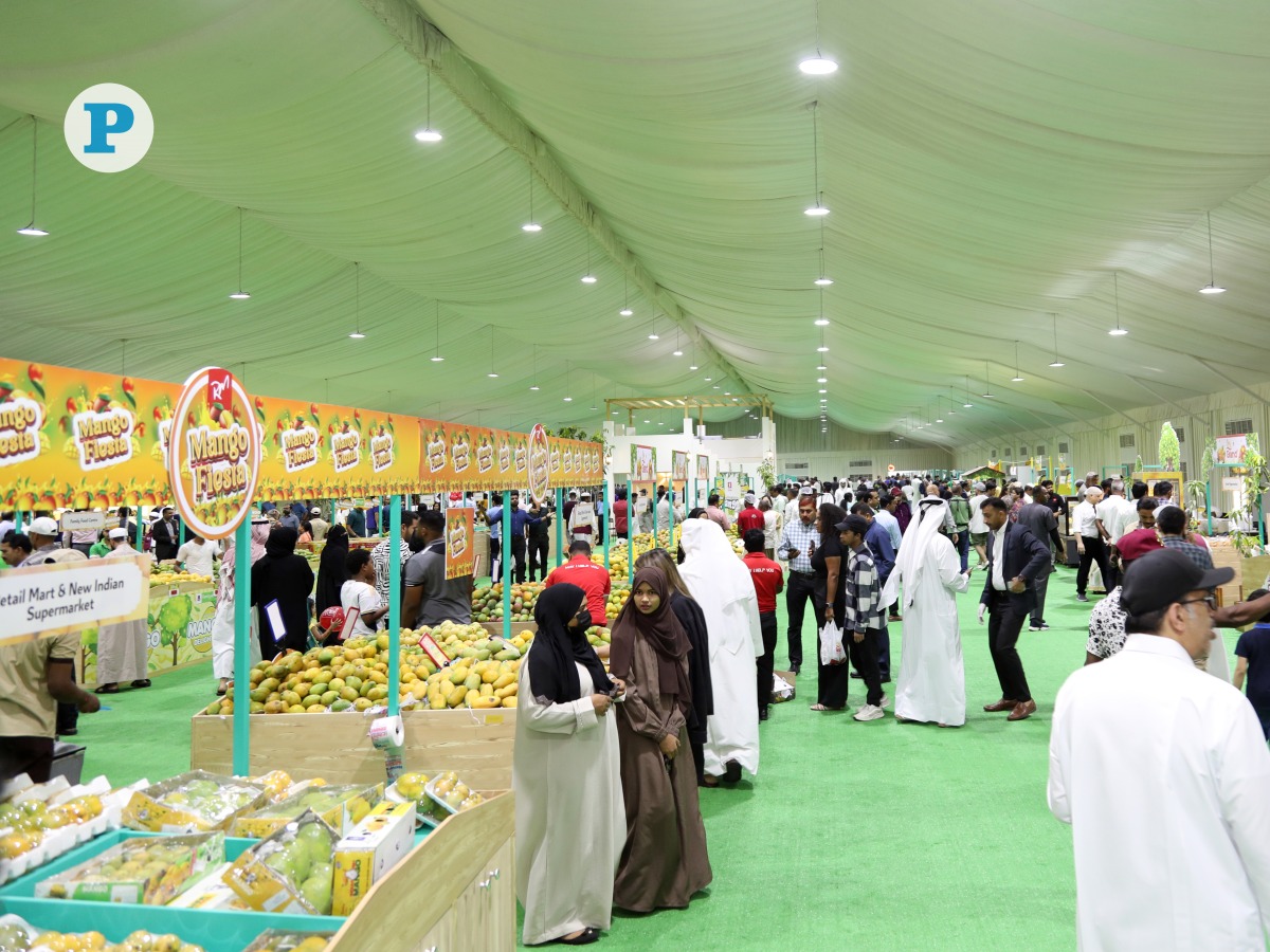 Mango lovers at the Souq Waqif festival. Picture: Salim Matramkot / The Peninsula 