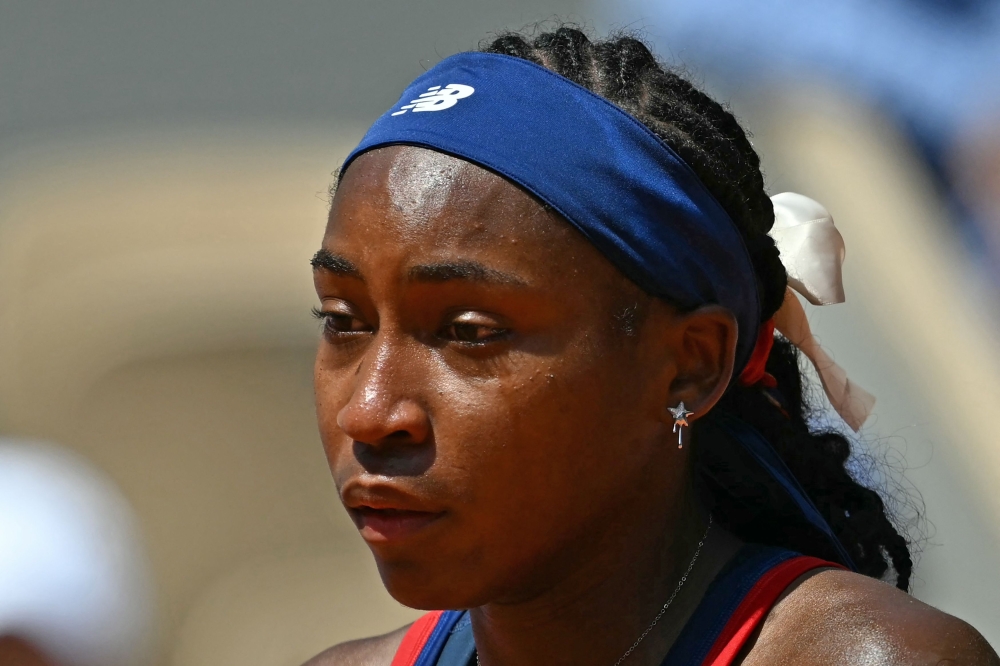 US' Coco Gauff reacts after a call goes against her while playing Croatia's Donna Vekic at the Roland-Garros Stadium on July 30, 2024. (Photo by Patricia De Melo Moreira / AFP)