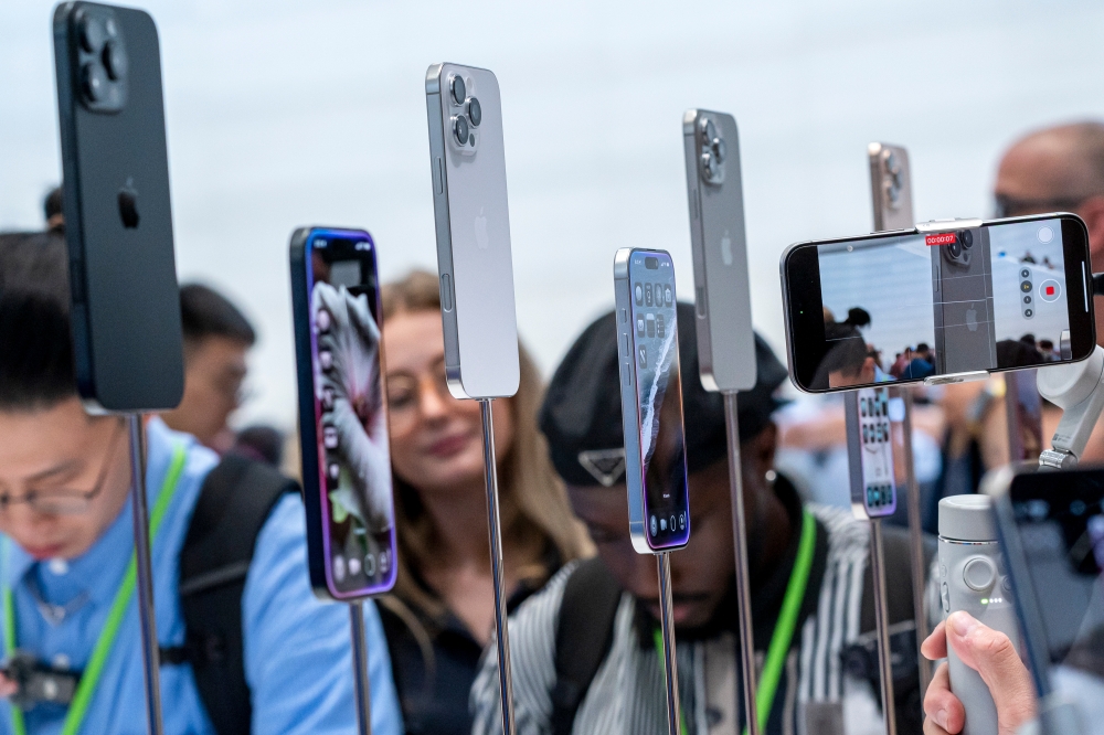 The Apple iPhone 16 Pro and Pro Max at Apple Park campus in Cupertino, Calif., on Sept. 9. MUST CREDIT: David Paul Morris/Bloomberg