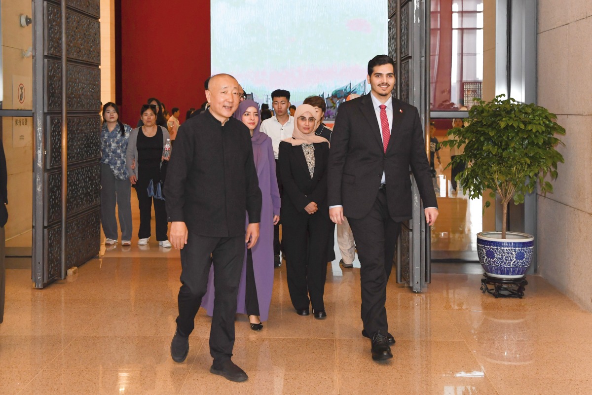 Director of the National Museum of Qatar Sheikh Abdulaziz Al Thani (right) with Director of National Museum of China Gao Zheng at the event.