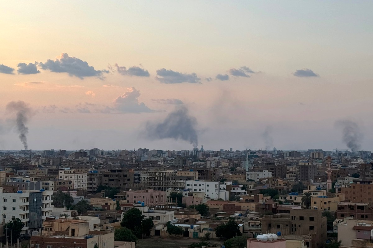 Smoke billows during air strikes in central Khartoum as the Sudanese army attacks positions held by the paramilitary Rapid Support Forces (RSF) throughout the Sudanese capital on October 12, 2024. Fierce fighting has raged since October 11 around Khartoum, much of which is controlled by the RSF, with the military pounding the centre and south of the city from the air. Photo by AFP.
