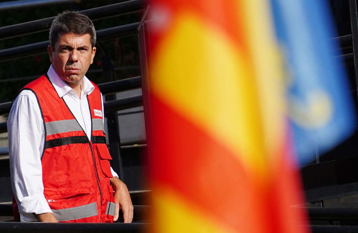 Valencia Regional President Carlos Mazon arrives for a meeting of the government's crisis committee in L'Eliana on October 31, 2024. Photo by Manaure Quintero / AFP