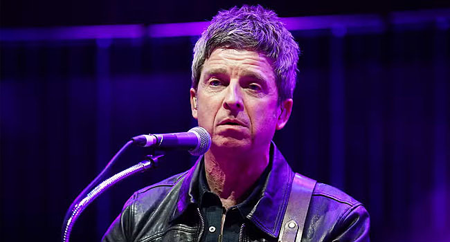 Photo of Noel Gallagher posted on X by @channelstv. 