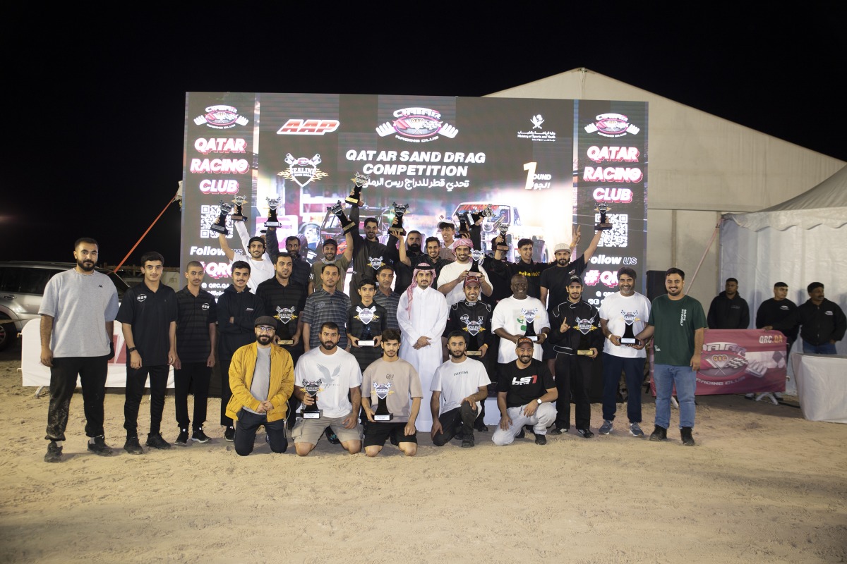 QRC Director H E Sheikh Jabor bin Khalid Al Thani with the podium winners of the second day of opening round. 