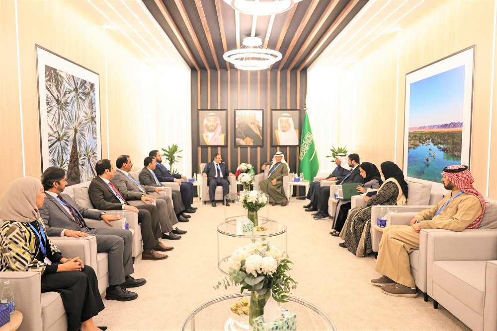 Minister of Environment and Climate Change H E Dr. Abdullah bin Abdulaziz bin Turki Al Subaie  meeting Saudi Energy Minister HRH Prince Abdulaziz bin Salman Al Saud in Baku, Azerbaijan.