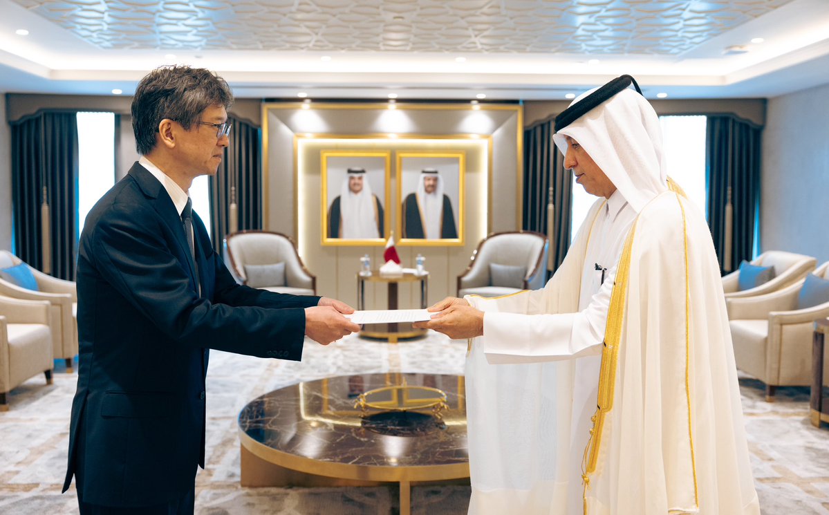 Minister of State for Foreign Affairs H E Sultan bin Saad Al Muraikhi receiving the credentials of Ambassador of Japan H E Naoto Hisajima in Doha yesterday.